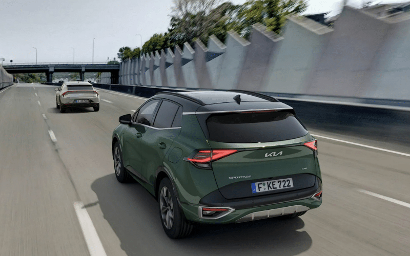 Ny Kia Sportage 2022 - back Ny Kia Sportage 2022 - back