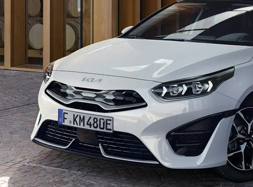Kia Ceed phev front kia ceed sw phew